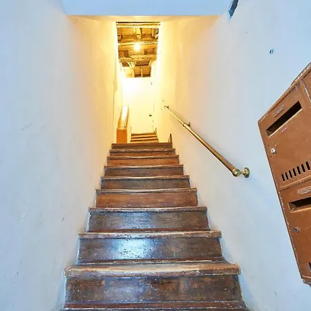 Duque In Chiado Ii * Lisboa